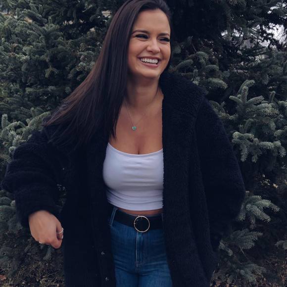 Meet your Posher, Erika - Picture 1 of 1